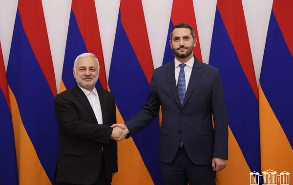 Armenia-Iran Dialogue Focuses on Normalizing Ties with Türkiye