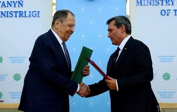 US And Russia Angling For Influence In Turkmenistan