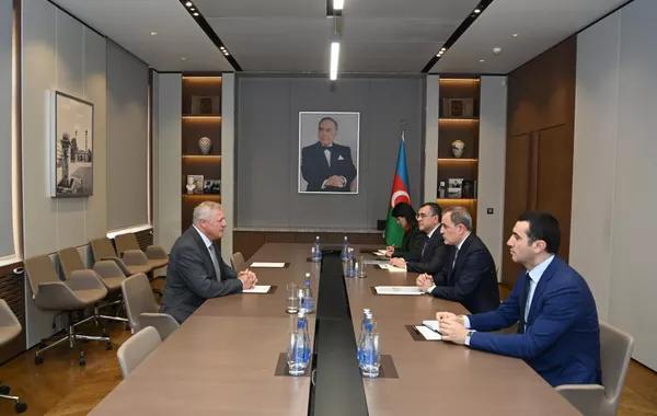 Azerbaijan and Slovakia Explore Opportunities for Cooperation