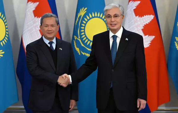 Kazakhstan and Cambodia Explore Direct Air Links