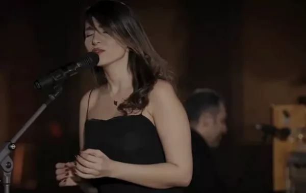 Iranian Singer to Face Over 70 Lashes After Hijab-Less Performance