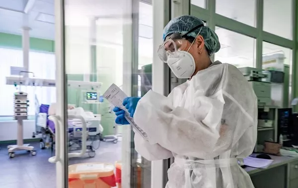 Four People Test Positive After Woman Dies of Pneumonia in Russia’s Irkutsk