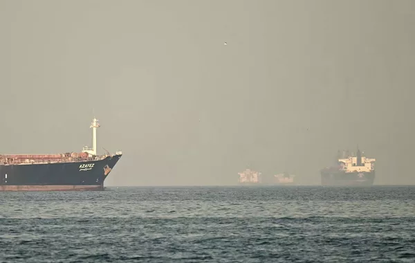 Oil Prices Steady as Iran, Oman Near Strait of Hormuz Agreement