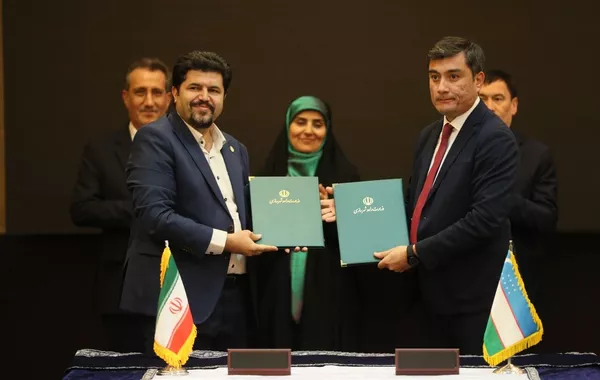 Iran and Uzbekistan Sign Agreement to Boost Transit and Trade Ties