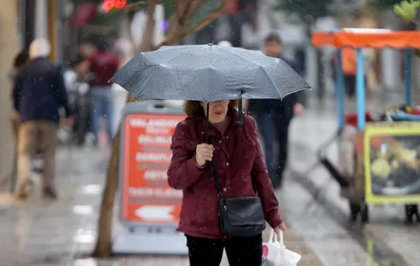 Türkiye Issues Weather Warnings as Severe Storms, Heavy Rain Loom