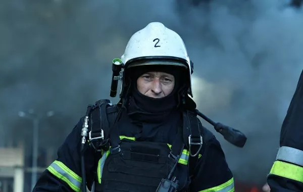 Russian Strike Hits Kharkiv High-Rise, Damages Gas Line