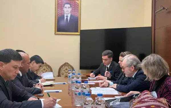 Spain, Turkmenistan Discuss Desertification in Central Asia