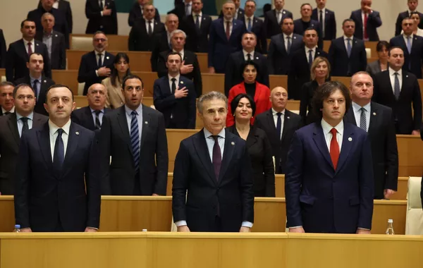 Georgia: Turmoil Rocks Ruling Party