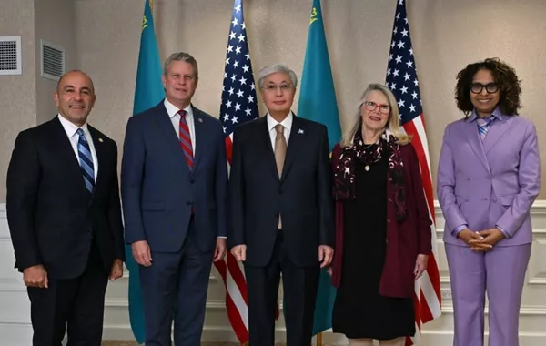 Tokayev Meets with US Congress Members in Washington