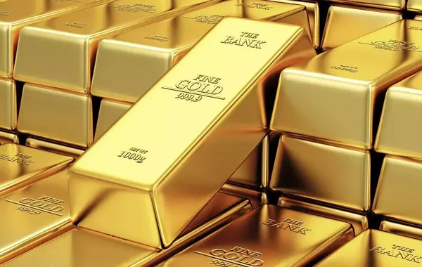 Gold Rises as Iran Tensions Drive Safe-Haven Demand