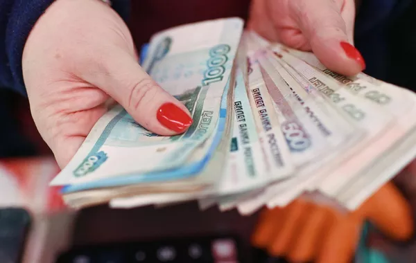 Russia Restricts Cash Ruble Exports to Azerbaijan and Other Countries