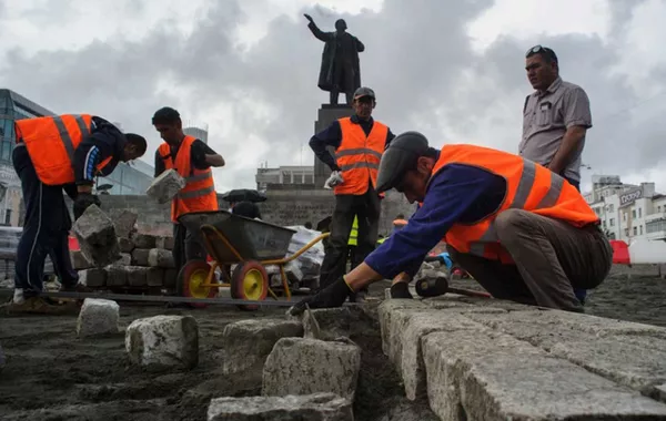 Russia Expels Migrants—and Then Scrambles to Replace Them