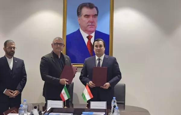Iran and Tajikistan Sign MoU to Strengthen Aviation Cooperation