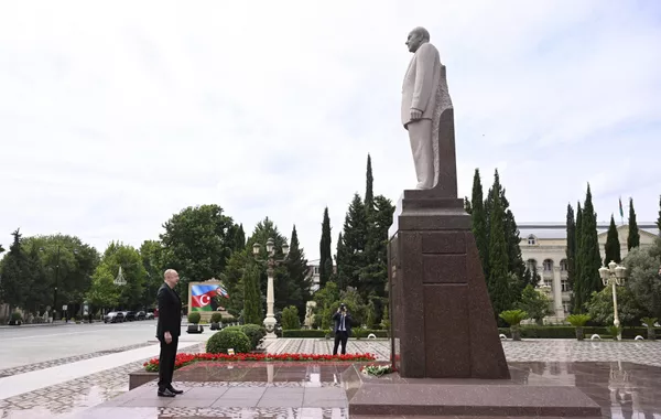 President Ilham Aliyev Visits Heydar Aliyev Statue in Yevlakh