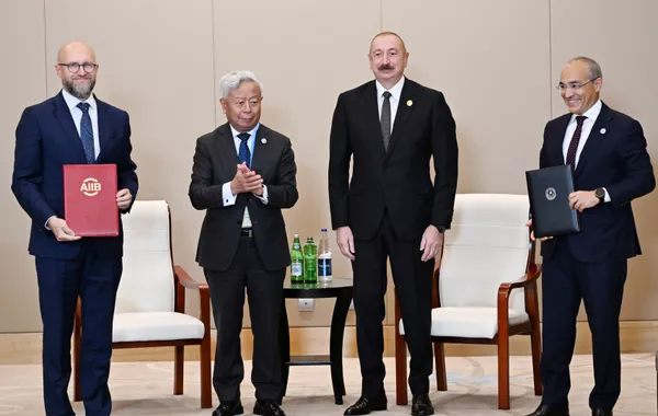 Azerbaijan, Asian Infrastructure Investment Bank Highlight Successful Cooperation in Green Energy