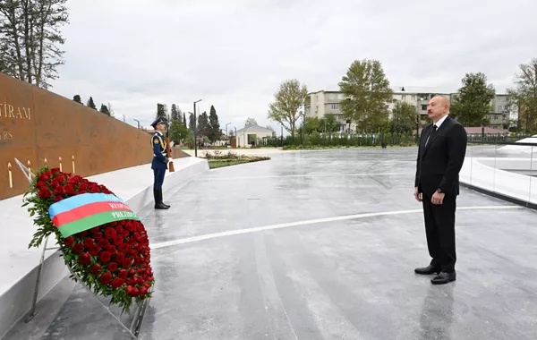President Ilham Aliyev Honors Memory of Patriotic War Martyrs with Minute of Silence