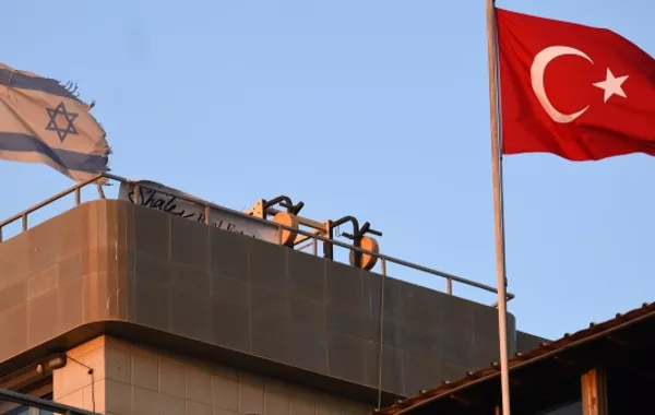 Dead and Injured in Shooting Near Israeli Consulate in Istanbul - VIDEO