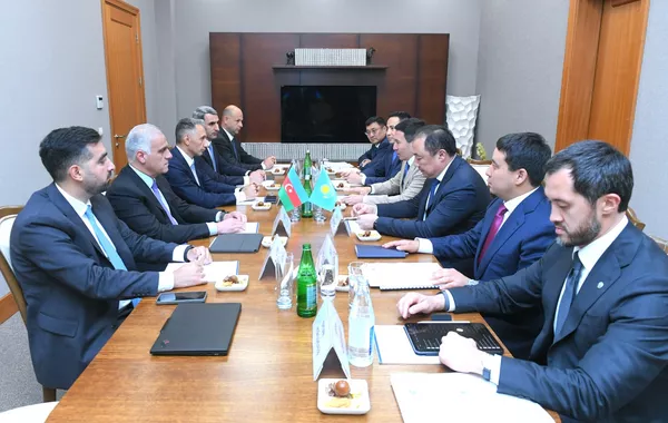 Azerbaijan, Kazakhstan Discuss Middle Corridor Expansion