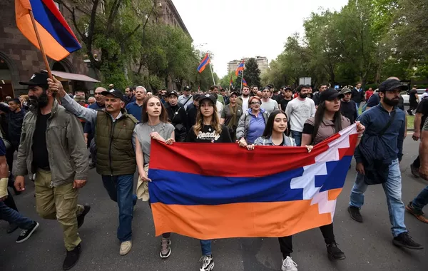 Cross vs. Throne: Armenia Faces Its Biggest Political Crisis Since Karabakh Defeat