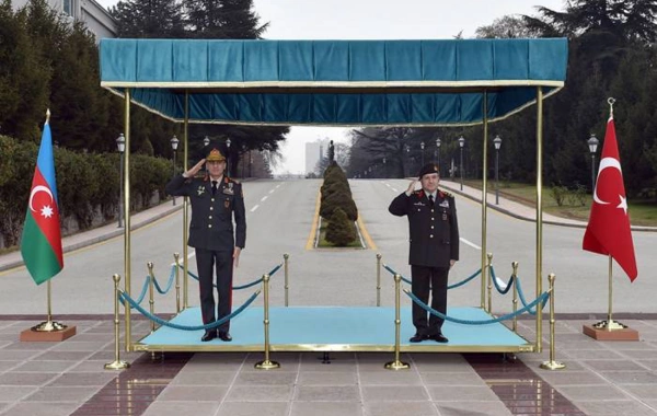 Commander of Azerbaijan’s Land Forces Visits Türkiye on Official Trip