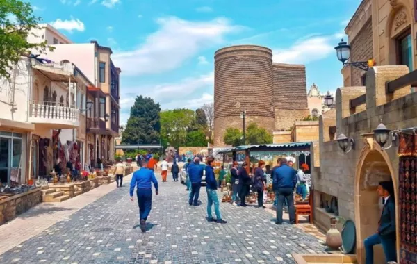 Tourist Arrivals in Azerbaijan Drop by Nearly 2%
