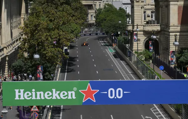 Norris Outpaces Verstappen and Piastri in Free Practice 3 for Azerbaijan Grand Prix
