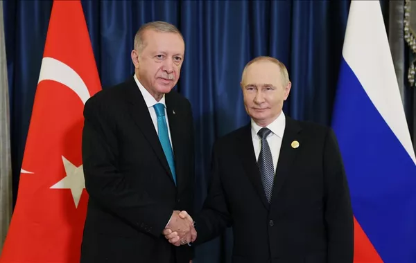 Erdogan, Putin Discuss Middle East in Phone Call