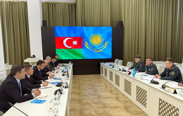 Azerbaijan, Kazakhstan Explore Military Cooperation Prospects