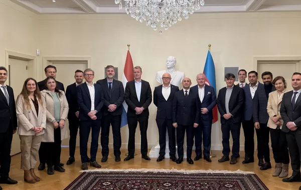 Azerbaijan and Netherlands Discuss Economic Cooperation