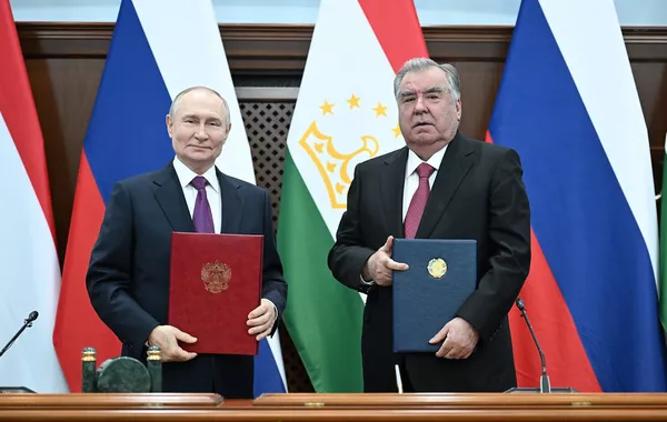 Tajikistan, Russia Sign 16 New Deals to Strengthen Strategic Ties