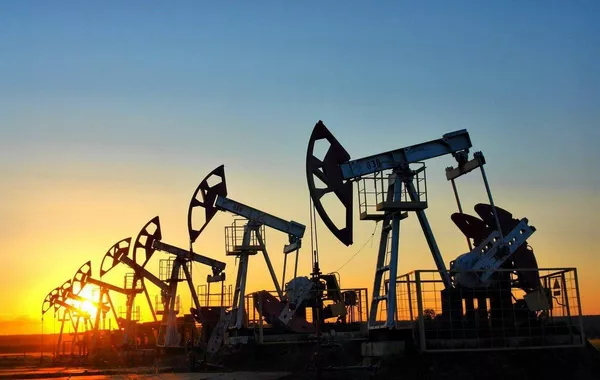 Azeri Light Oil Price Jumps More Than 1.6% on Global Markets