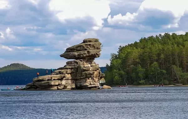 Kazakhstan Ranks Among Top Three International Destinations for Russian Tourists in Early 2025