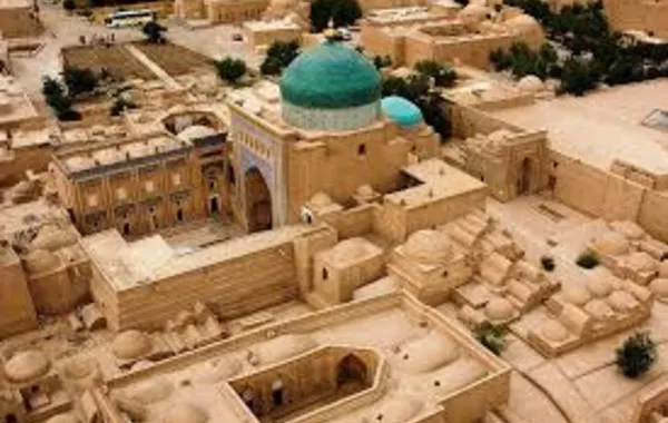 Azerbaijani Journalists Get Exclusive Look at Historic Heart in Uzbekistan's Khiva