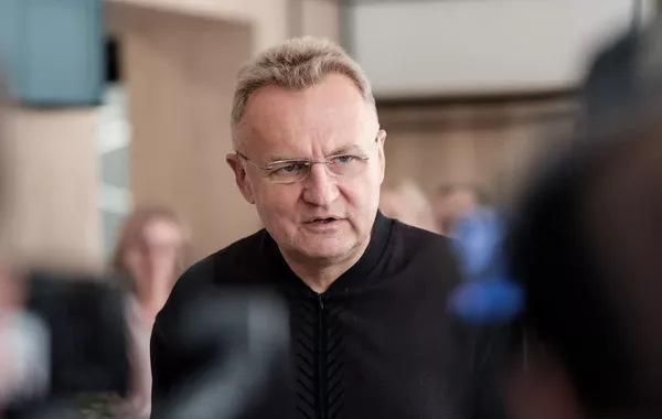 Lviv Mayor Uncovers Hidden Spy Device After High-Level Meetings in Ukraine