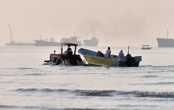 VIP Pass: Trump Administration Mulling How to Coax More Oil Tankers Through Hormuz
