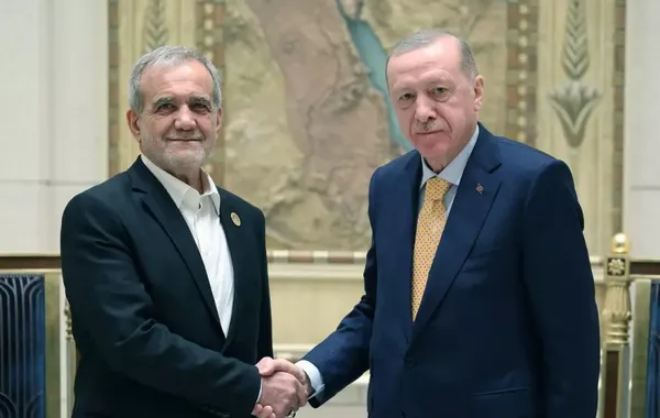 Erdogan, Pezeshkian Discuss US-Iran Ceasefire, Regional Security