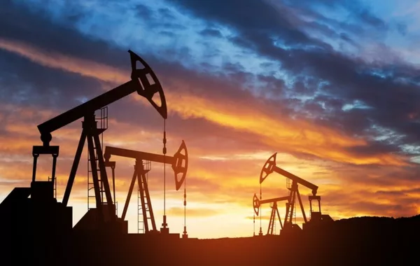 Oil Settles Up as US-Iran Talks Take Center Stage