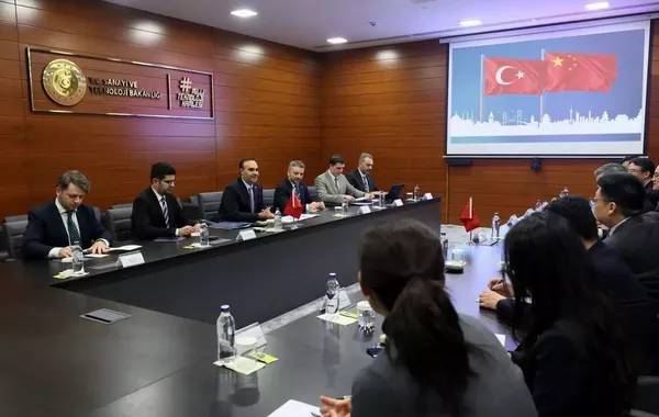 Türkiye, China Discuss Strengthening Energy Relations and Investment