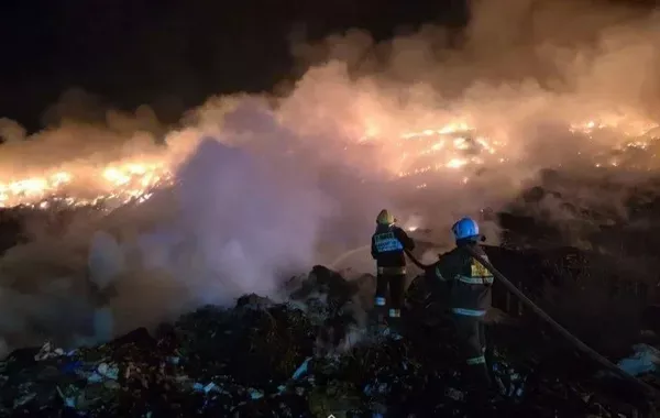 Kazakhstan’s Alatau Braces for Emergency Declaration Amid Landfill Fire
