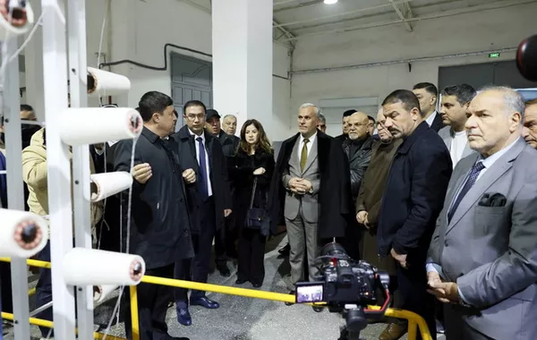Iraqi Business Delegation Visits Leading Uzbek Textile Company