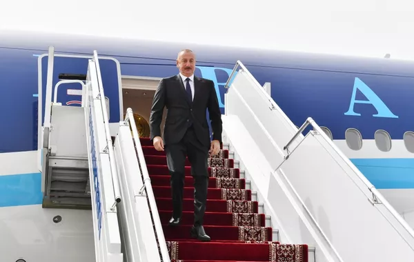 President Ilham Aliyev Arrives in Uzbekistan