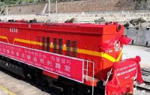 Kyrgyzstan President Highlights New Regional Transport Projects at Central Asia Summit