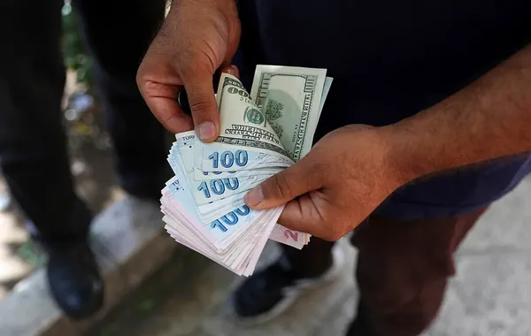 Iran Sets New Rules for Dollar Purchases Amid Sanctions