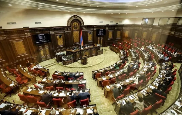 Armenian Parliament Approves 18-Month Compulsory Military Service