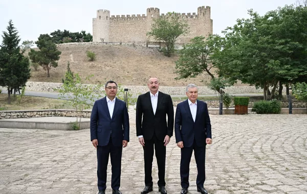 Presidents of Azerbaijan, Uzbekistan, Kyrgyzstan Visit Shahbulag Castle in Aghdam