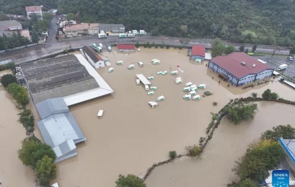 Flash Floods Kill Two in Türkiye's Istanbul as Torrential Rain Paralyzes City