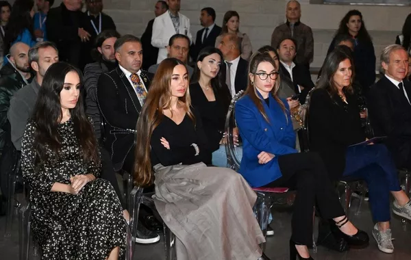 Secret of Water Pantomime Performance Presented at Stone Chronicle Museum