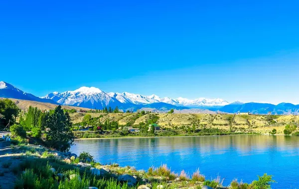 Uzbek PM Hails Kyrgyzstan’s Issyk-Kul as Future Global Tourism Hotspot