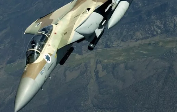 Israeli and Iranian Fighter Jets Conduct Maneuvers Over Syria and Iraq