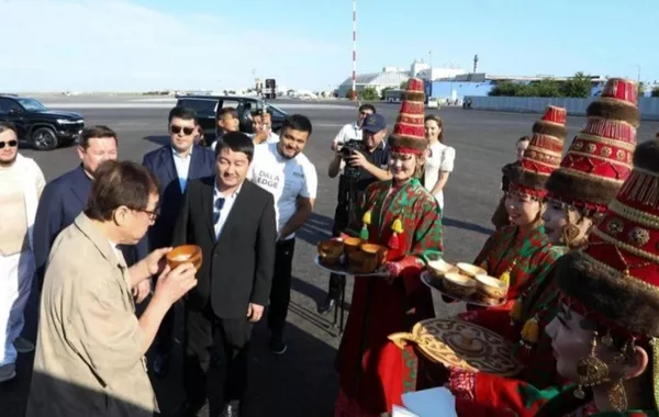 Jackie Chan Begins Filming Armour of God 4 in Kazakhstan’s Stunning Mangistau Landscapes